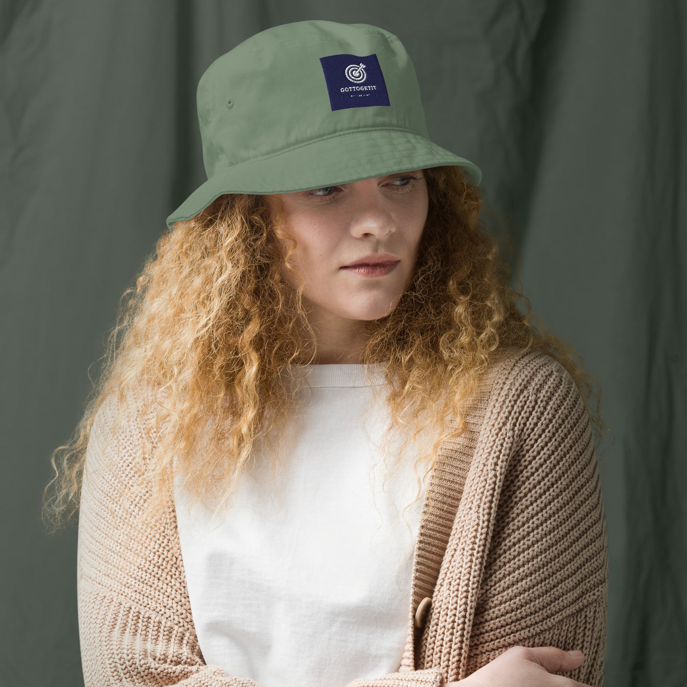 GOTTOGETITprod TURNTABLE Organic bucket hat